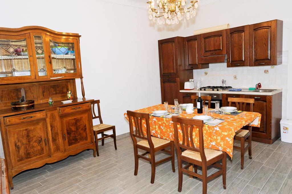 Medieval House Ventimiglia Ngoại thất bức ảnh